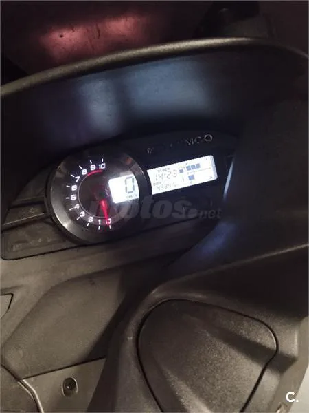 Kymco Xciting 400i – Vista 2