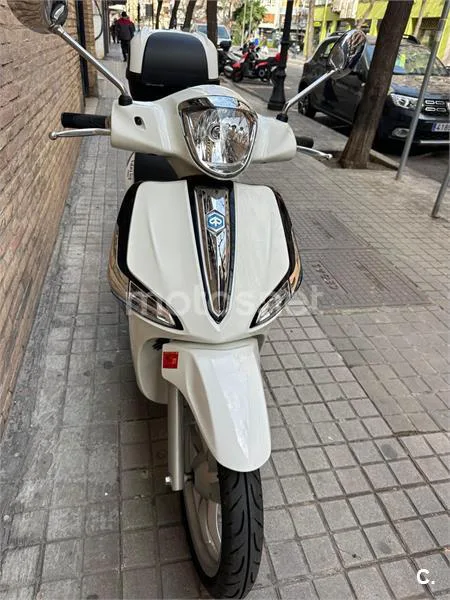 Piaggio LIBERTY – Vista 5
