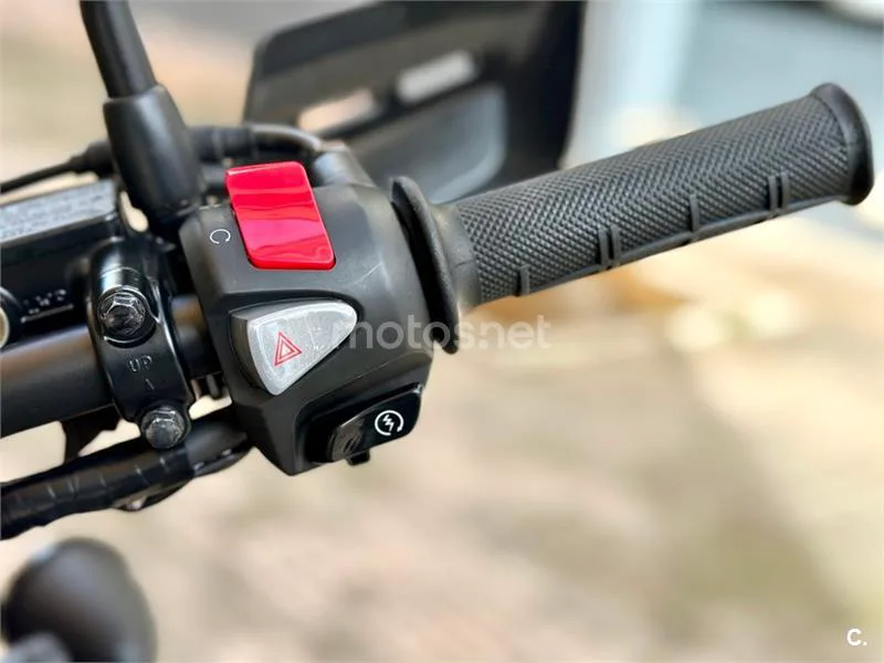 Honda CL 500 – Vista 19