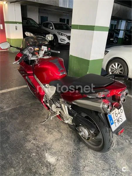Honda VFR 800 FI – Vista 5