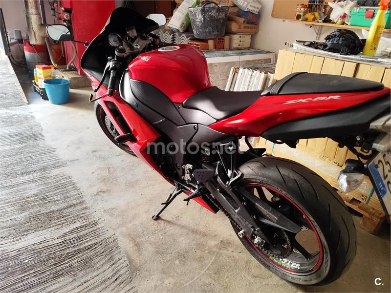 Kawasaki ZX-6R – Vista 4