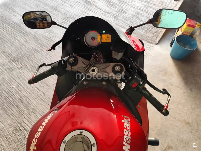 Kawasaki ZX-6R – Vista 8
