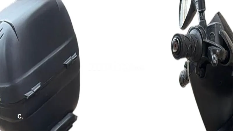 Yamaha Aerox 50 R – Vista 4