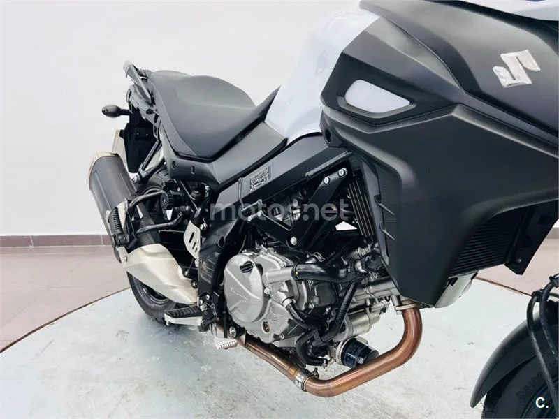 Suzuki V-Strom 650 – Vista 22