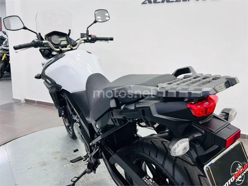 Suzuki V-Strom 650 – Vista 9