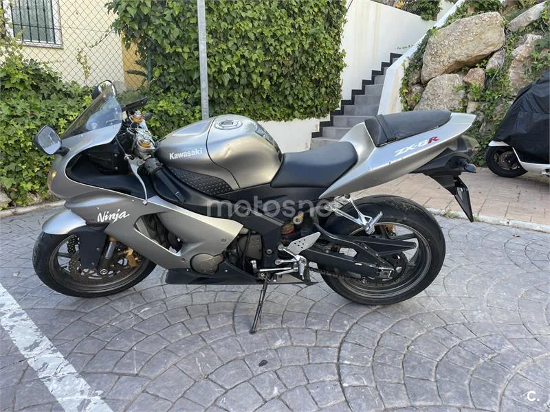 Kawasaki ZX 6R 636 – Vista 3