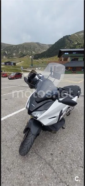 Honda Forza 750 – Vista 6