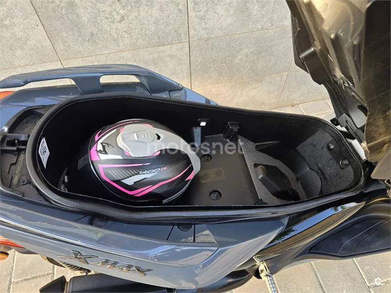 Yamaha XMAX 300 – Vista 21