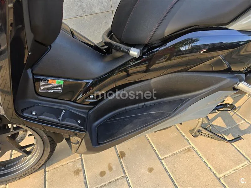 Yamaha XMAX 300 – Vista 10