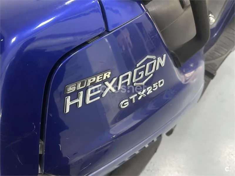 Piaggio SuperHexagon GTX 250 600 € 2004 Toledo - 2