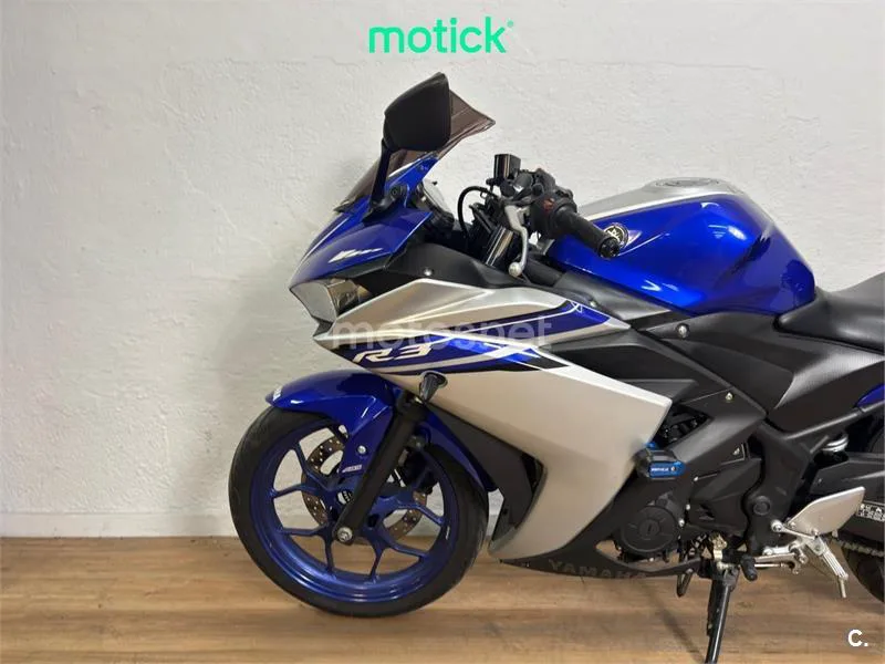 Yamaha R3 – Vista 8