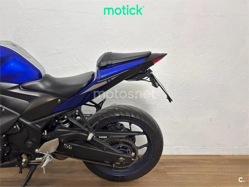 Yamaha R3 – Vista 9