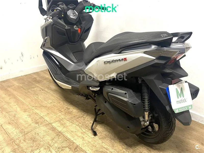 SYM Cruisym – Vista 11