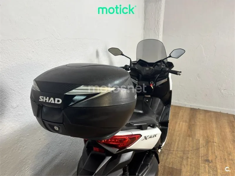 Yamaha XMAX 400 – Vista 6