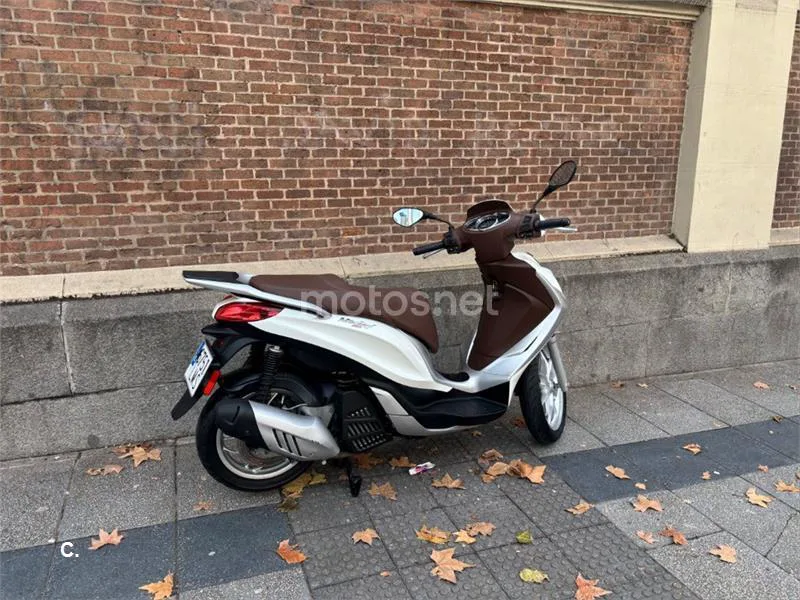 Piaggio Medley – Vista 3