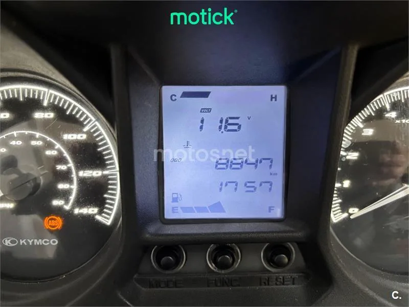 Kymco Grand Dink 125 – Vista 5