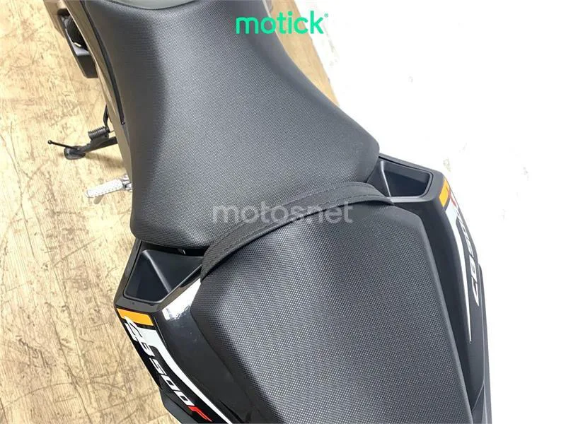 Honda CB 500 F – Vista 6