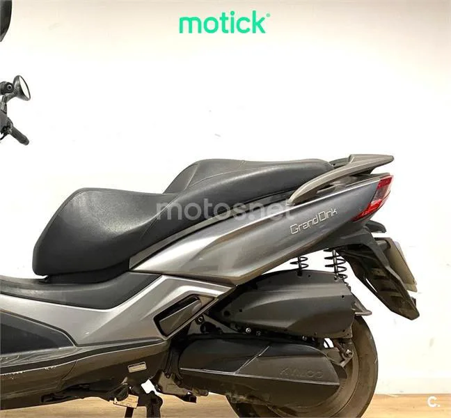 Kymco Grand Dink 300 – Vista 9