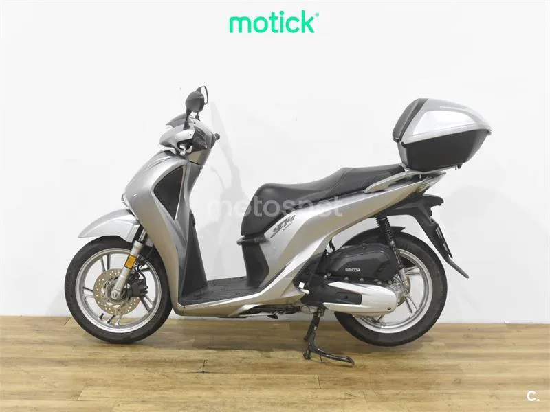 Honda SH 125i – Vista 7
