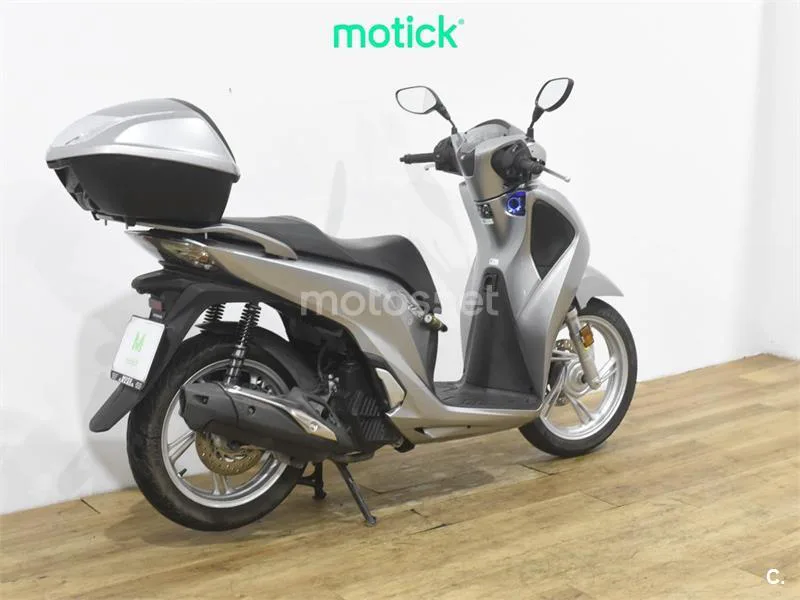 Honda SH 125i – Vista 10