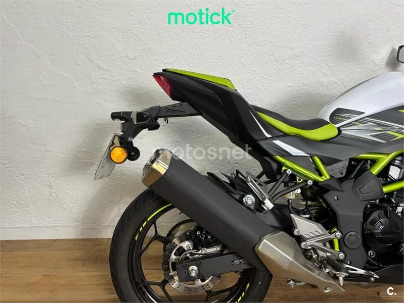 Kawasaki Z125 – Vista 3