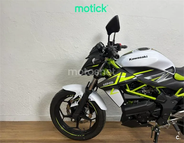 Kawasaki Z125 – Vista 8