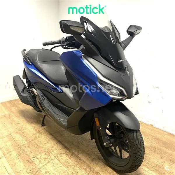 Honda Forza 125 – Vista 8