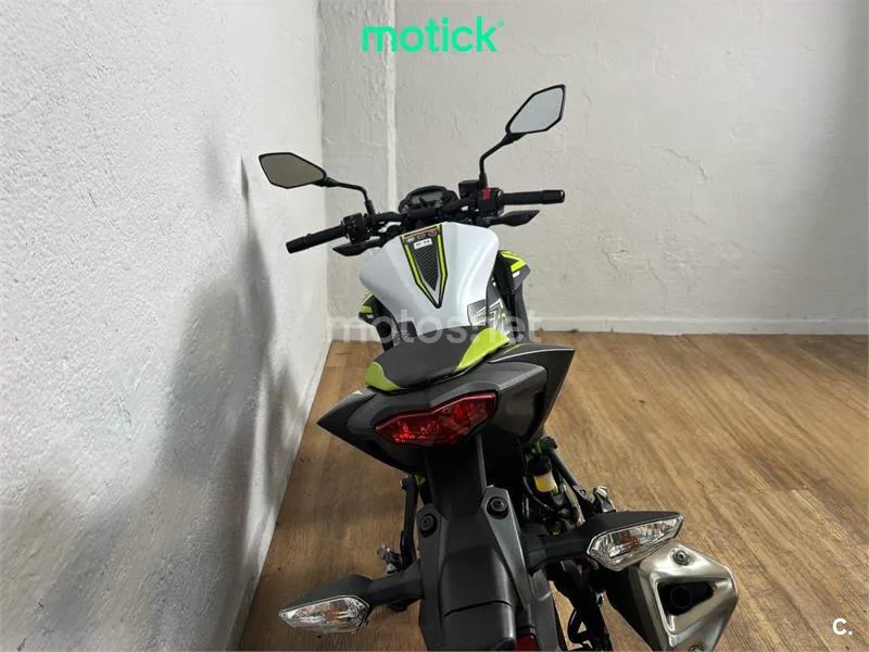 Kawasaki Z125 – Vista 6