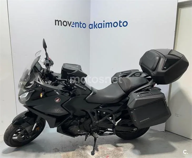 Honda NT1100 – Vista 5