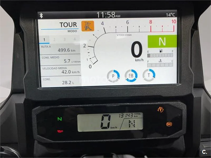 Honda NT1100 – Vista 8
