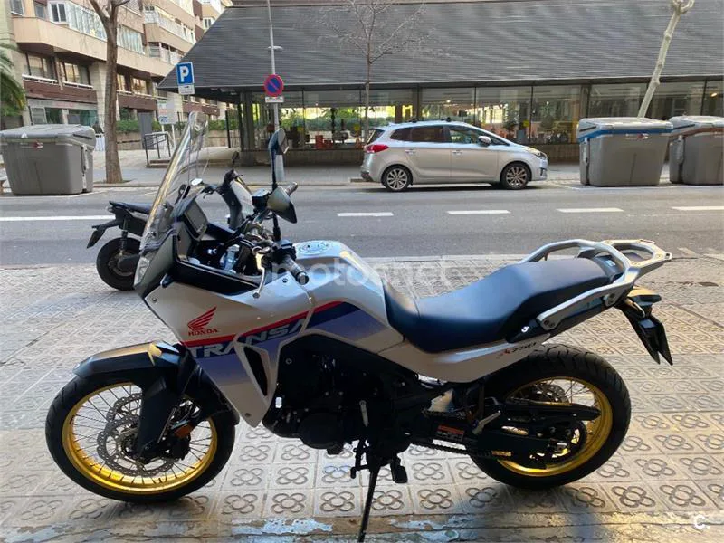 Honda XL 750 Transalp – Vista 7