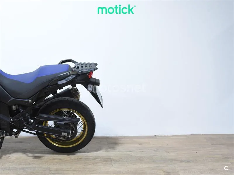 Suzuki V-Strom 650 XT – Vista 9
