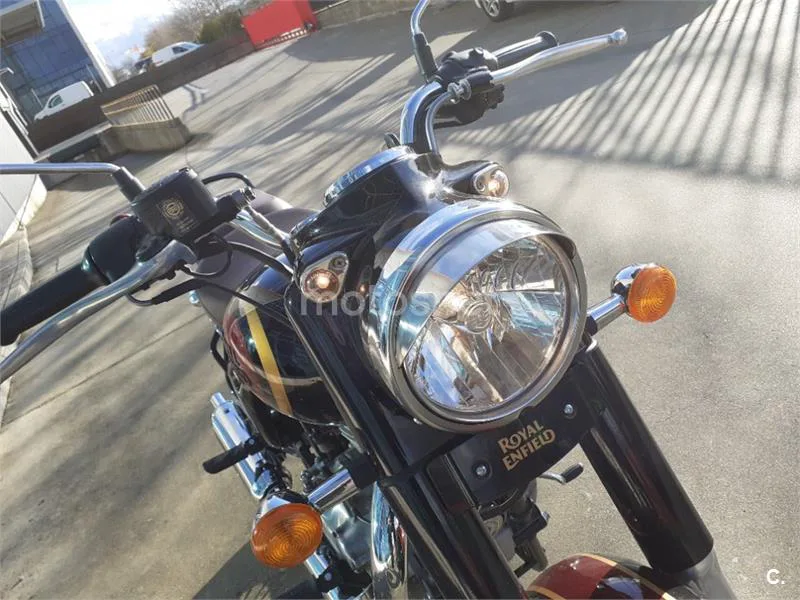 Royal Enfield Classic 350 – Vista 11