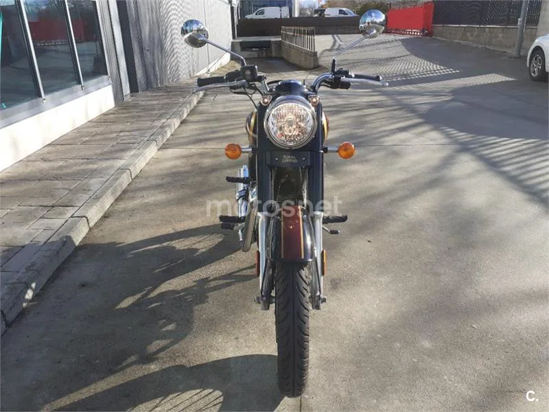 Royal Enfield Classic 350 – Vista 4