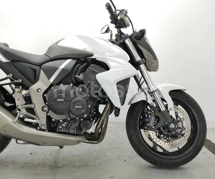 Honda CB 1000R – Vista 6