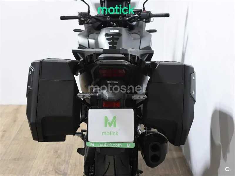 Honda NT1100 – Vista 6