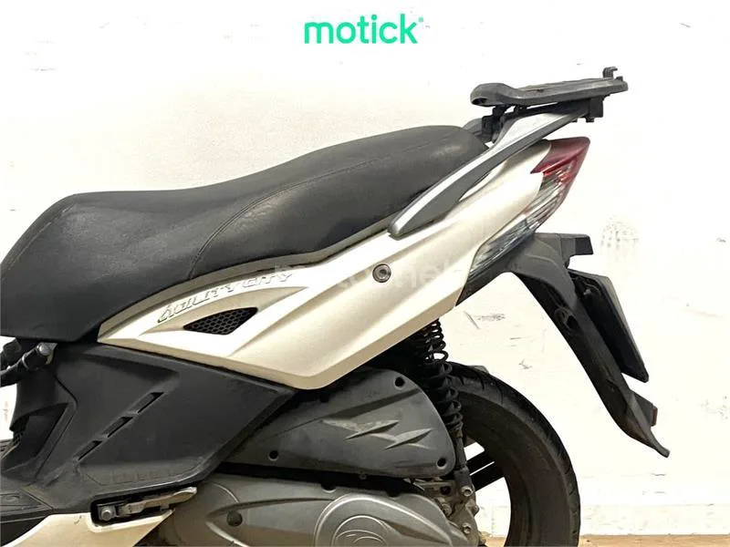Kymco Agility City 125 – Vista 8