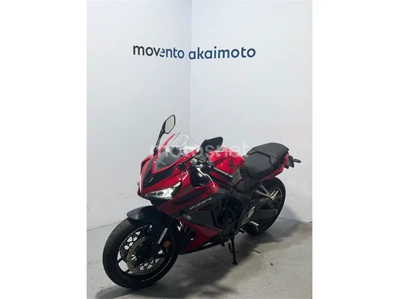 Honda CBR 650 R – Vista 4