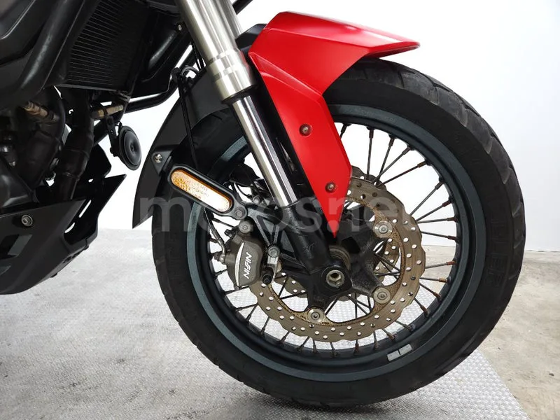 Voge 500 DS – Vista 11