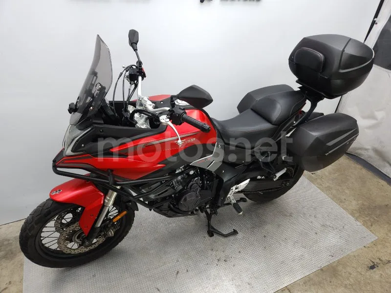 Voge 500 DS – Vista 15