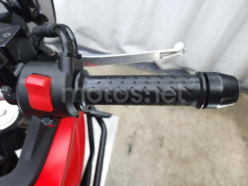 Voge 500 DS – Vista 10