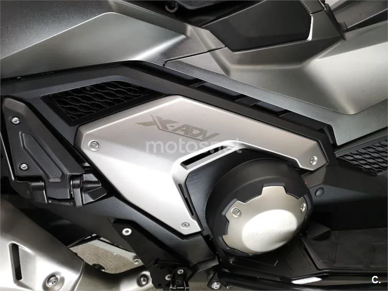 Honda X-ADV – Vista 14
