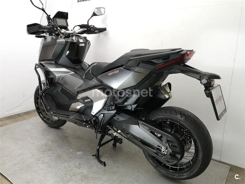 Honda X-ADV – Vista 18