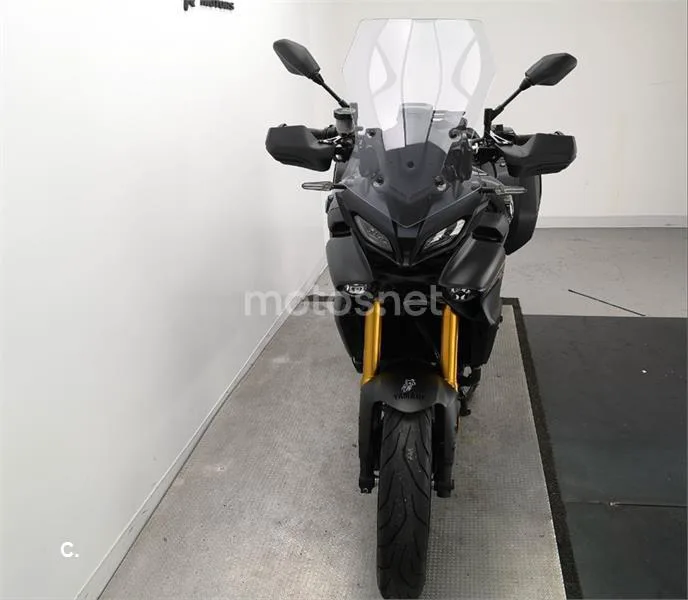 Yamaha Tracer 9 – Vista 18