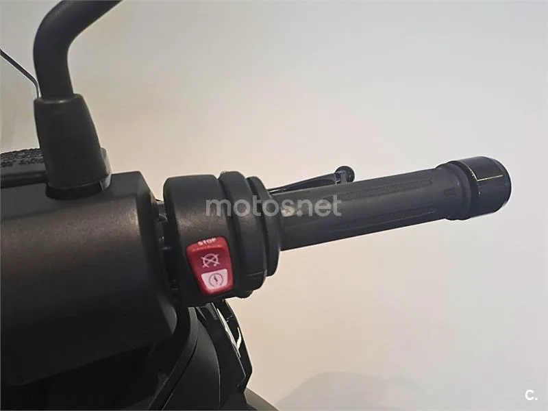 BMW C 400 X – Vista 12