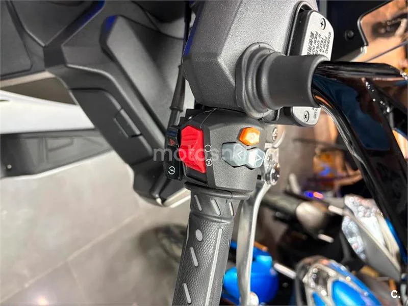 Kymco Xciting VS 400 – Vista 6