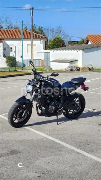 Yamaha MT-07 – Vista 2