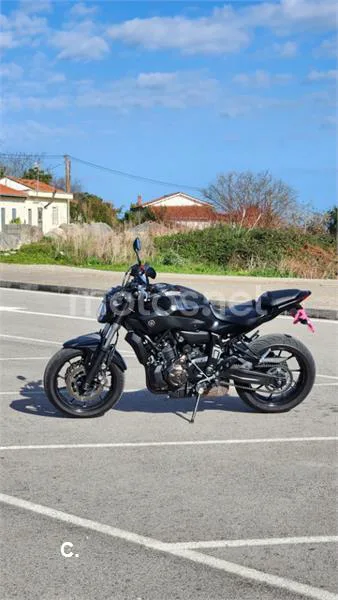 Yamaha MT-07 – Vista 3