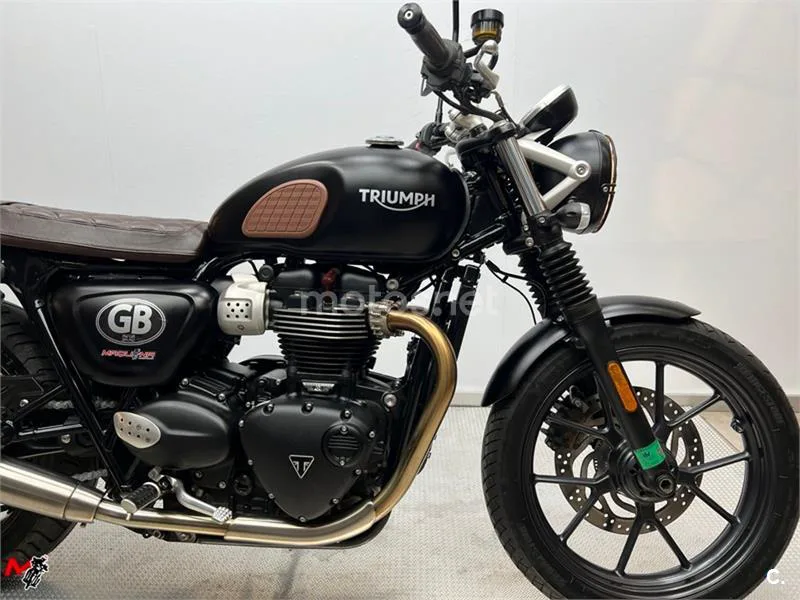 Triumph Street Twin – Vista 3