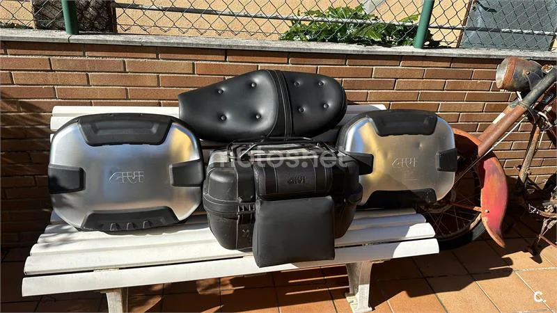 Triumph Bonneville T100 – Vista 3
